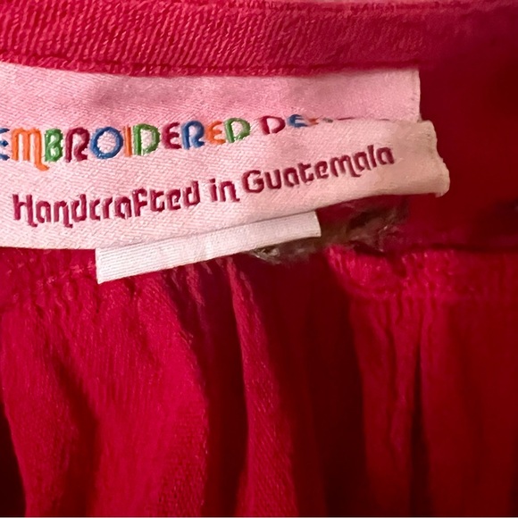 Red Smocked Embellished Blouse Made of 100% Cotton - Picture 6 of 7